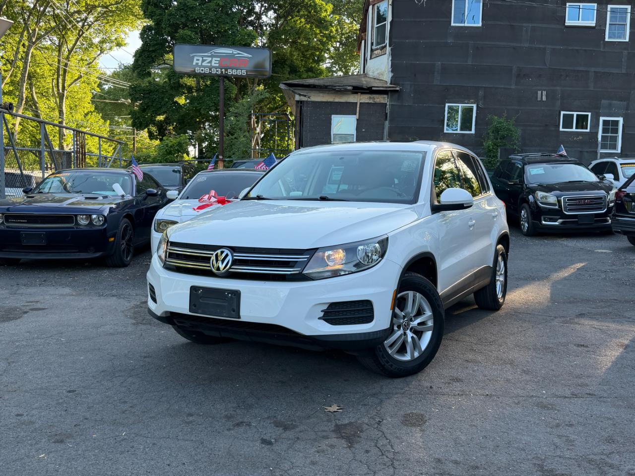 Volkswagen Tiguan S 2013