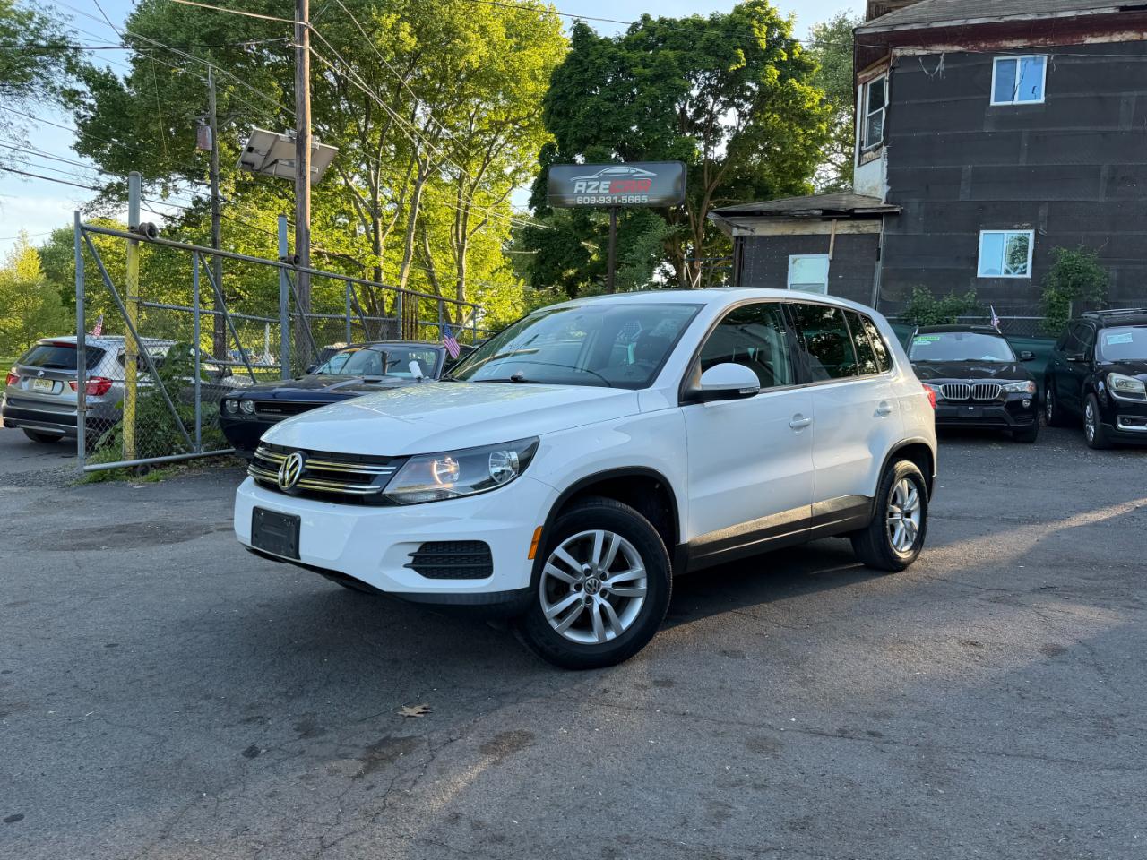 Volkswagen Tiguan S 2013