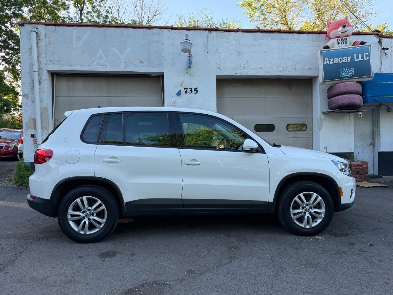 Volkswagen Tiguan S 2013