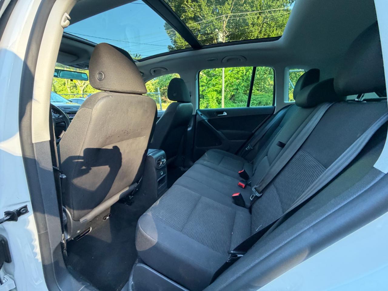 Volkswagen Tiguan S 2013