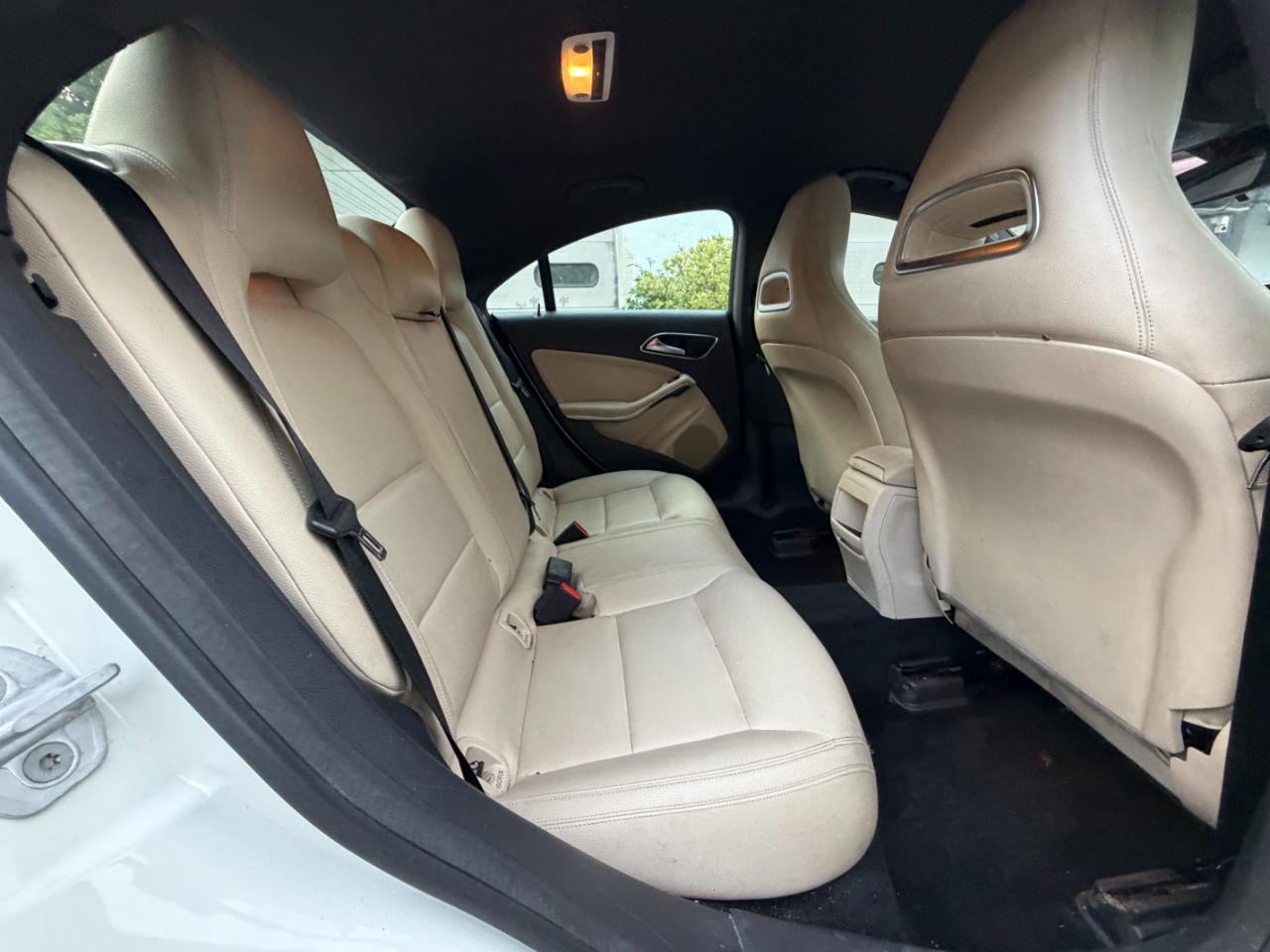 Mercedes-Benz CLA-Class CLA250 4MATIC 2014