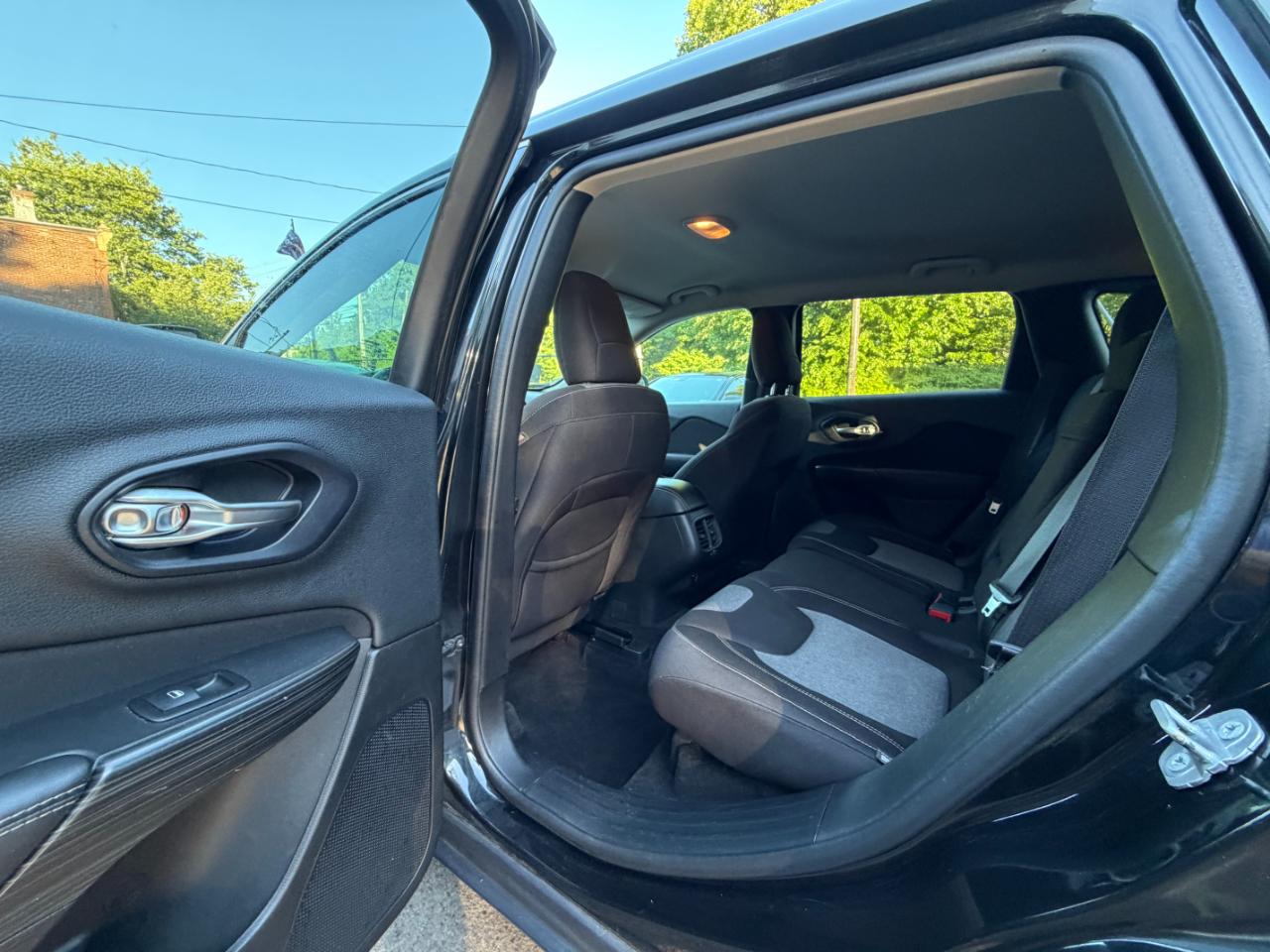Jeep Cherokee Latitude FWD 2014