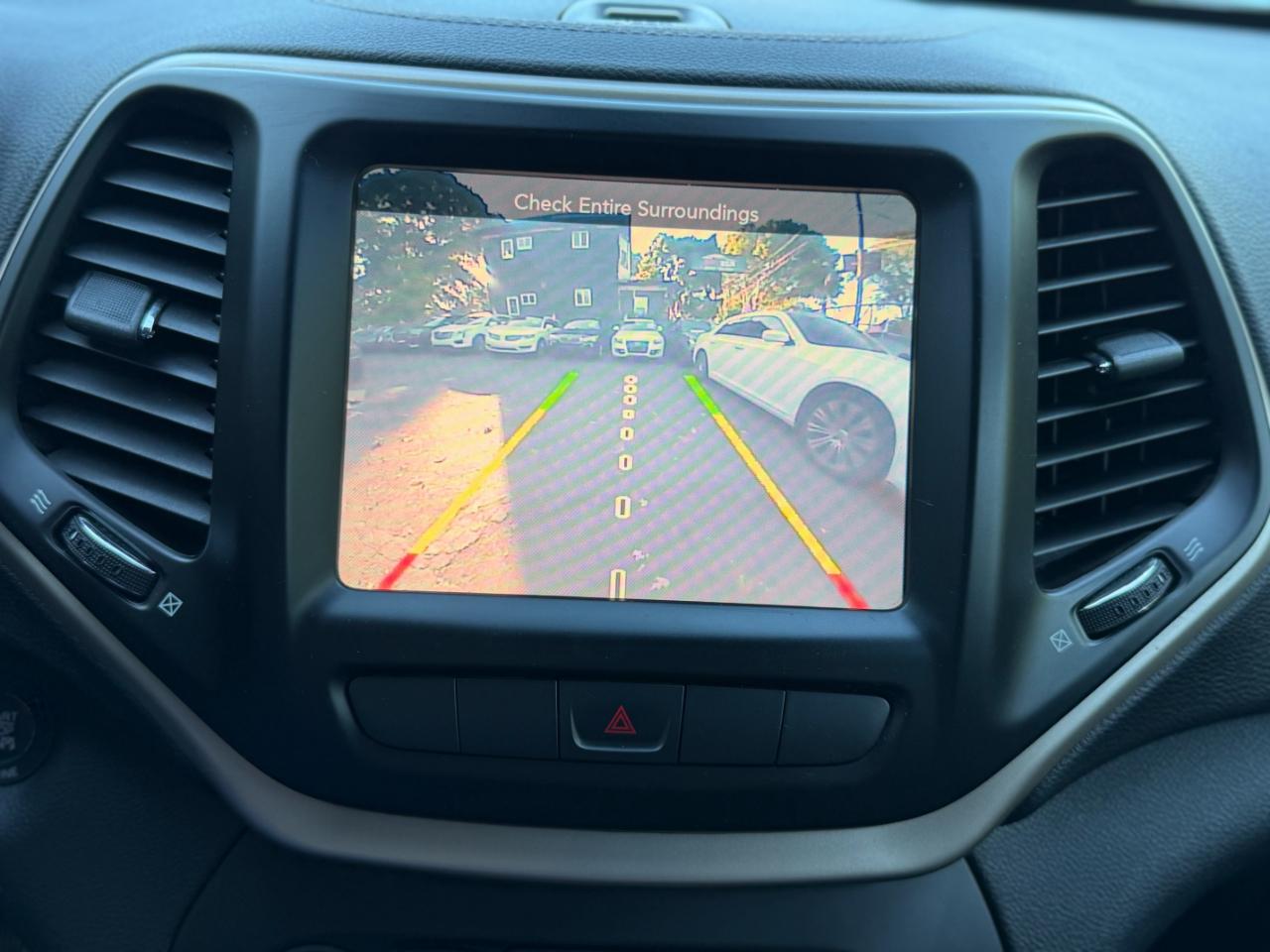 Jeep Cherokee Latitude FWD 2014