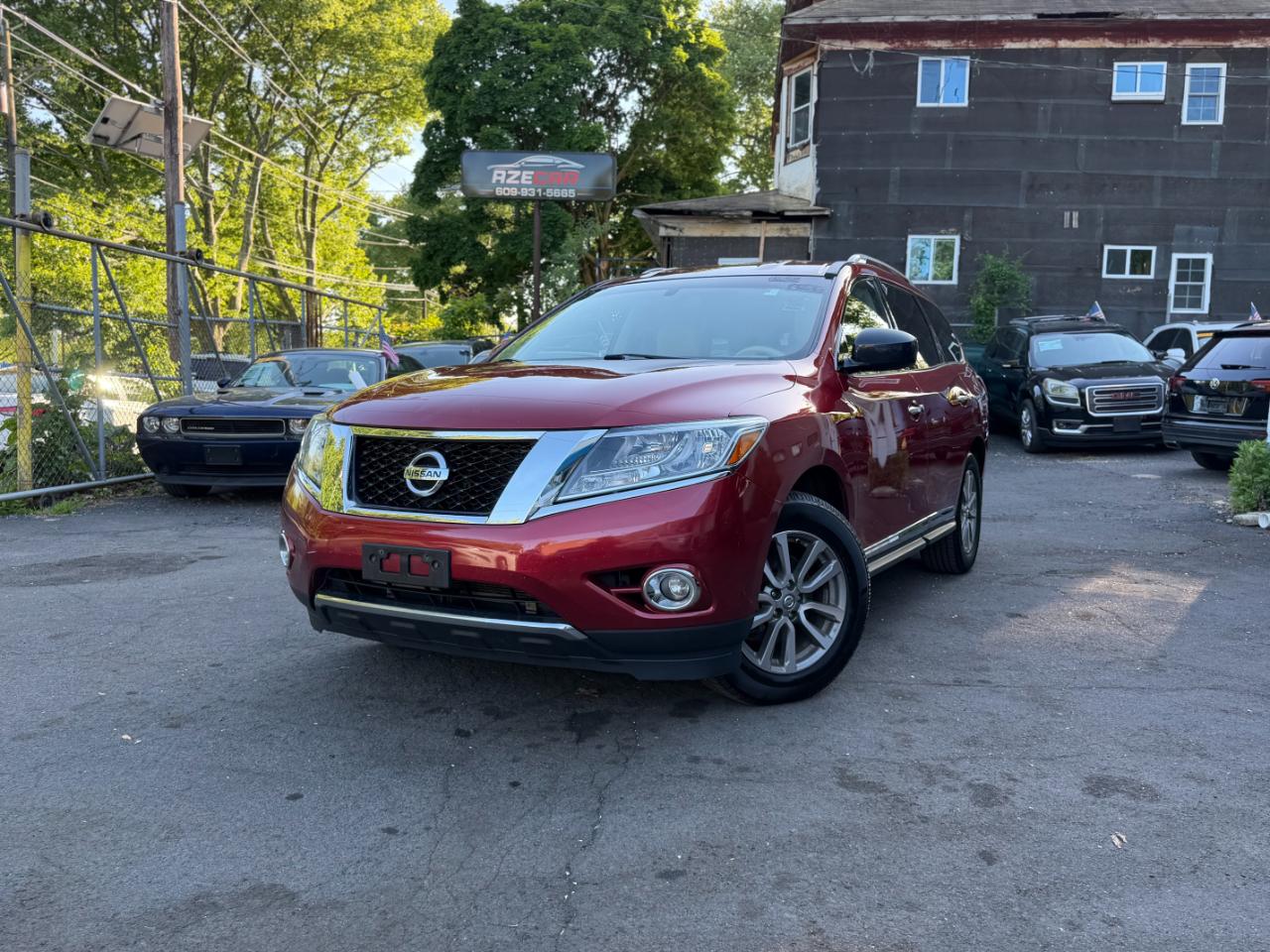 Nissan Pathfinder SL 4WD 2014