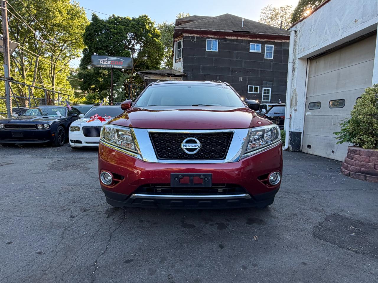 Nissan Pathfinder SL 4WD 2014