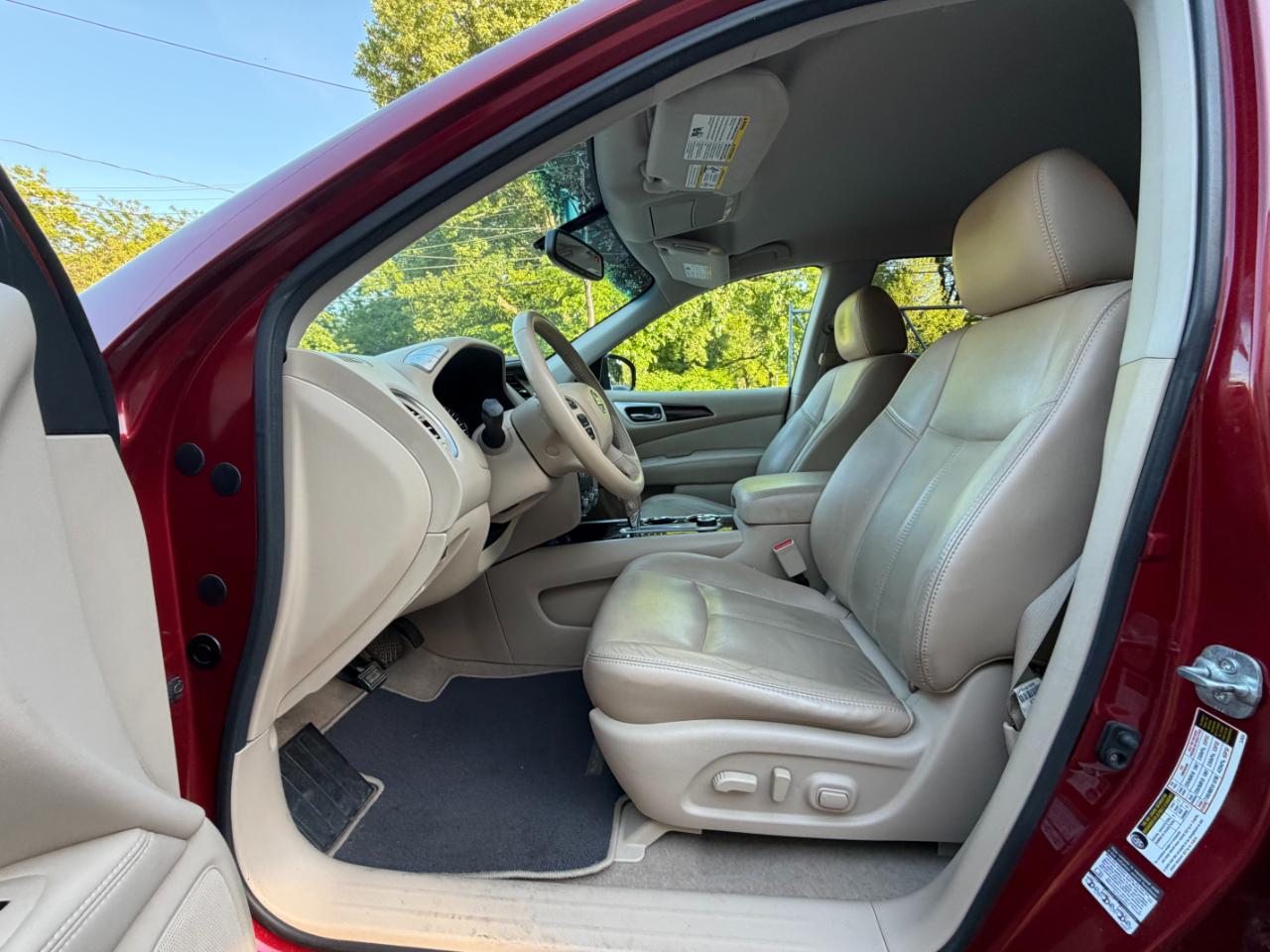 Nissan Pathfinder SL 4WD 2014