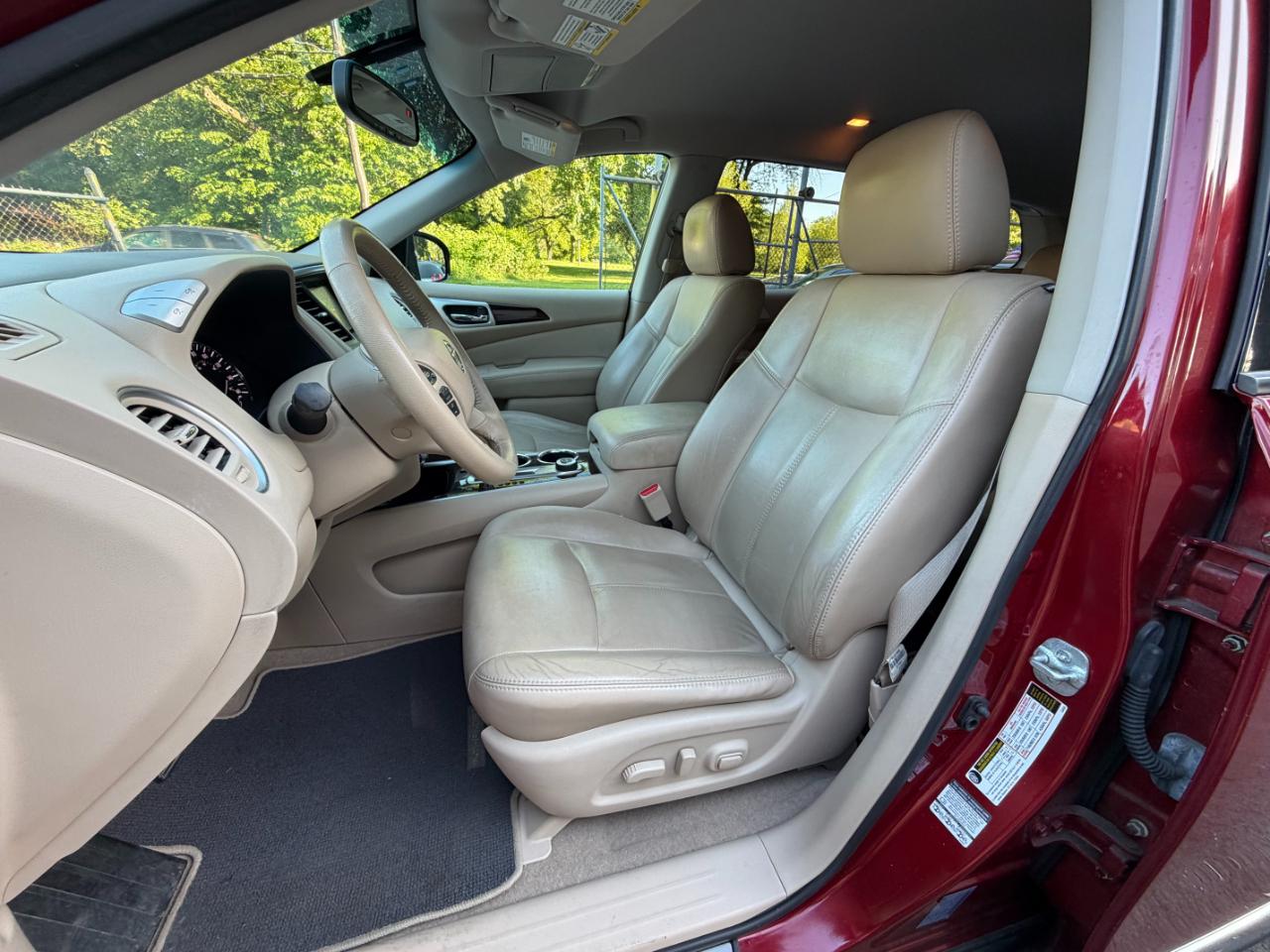 Nissan Pathfinder SL 4WD 2014