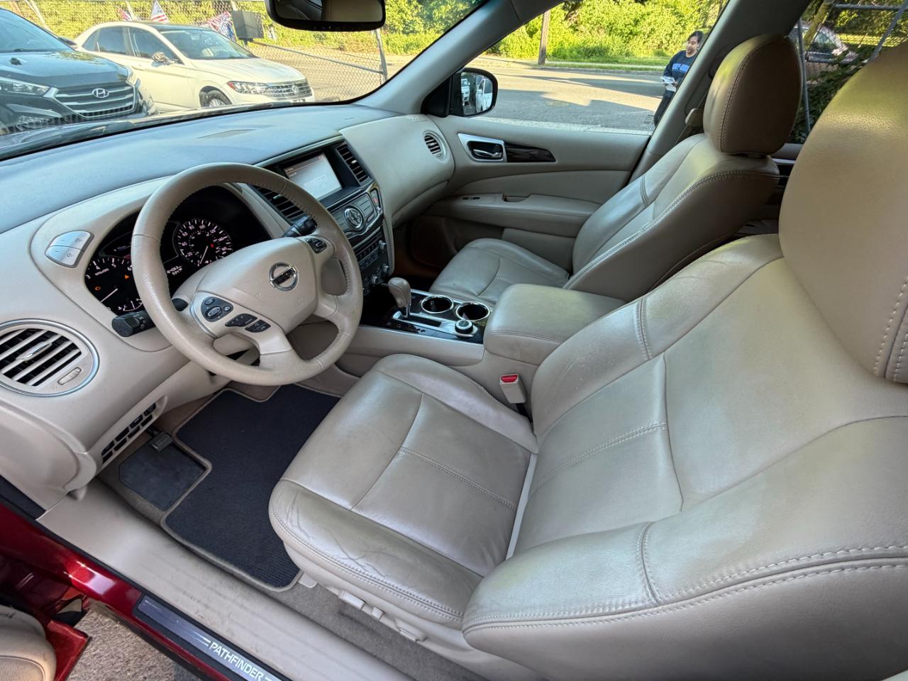 Nissan Pathfinder SL 4WD 2014