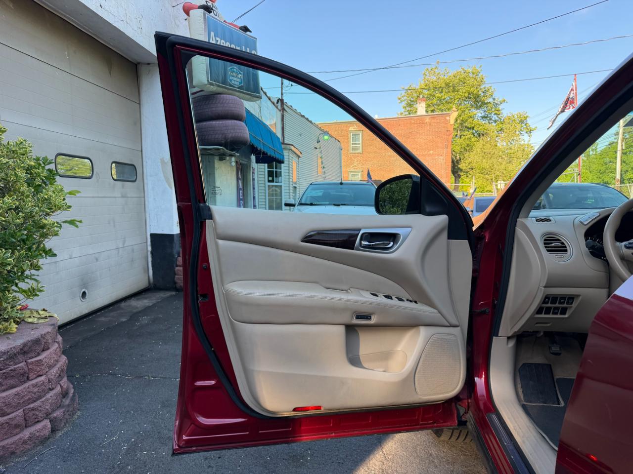 Nissan Pathfinder SL 4WD 2014