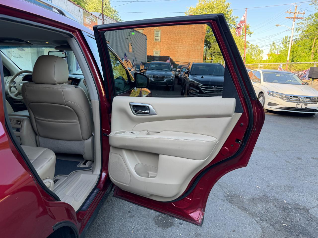 Nissan Pathfinder SL 4WD 2014