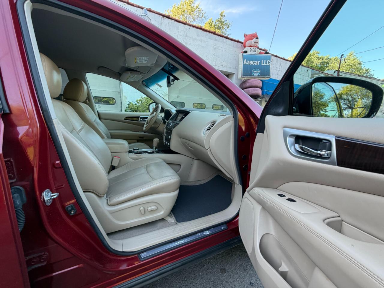 Nissan Pathfinder SL 4WD 2014