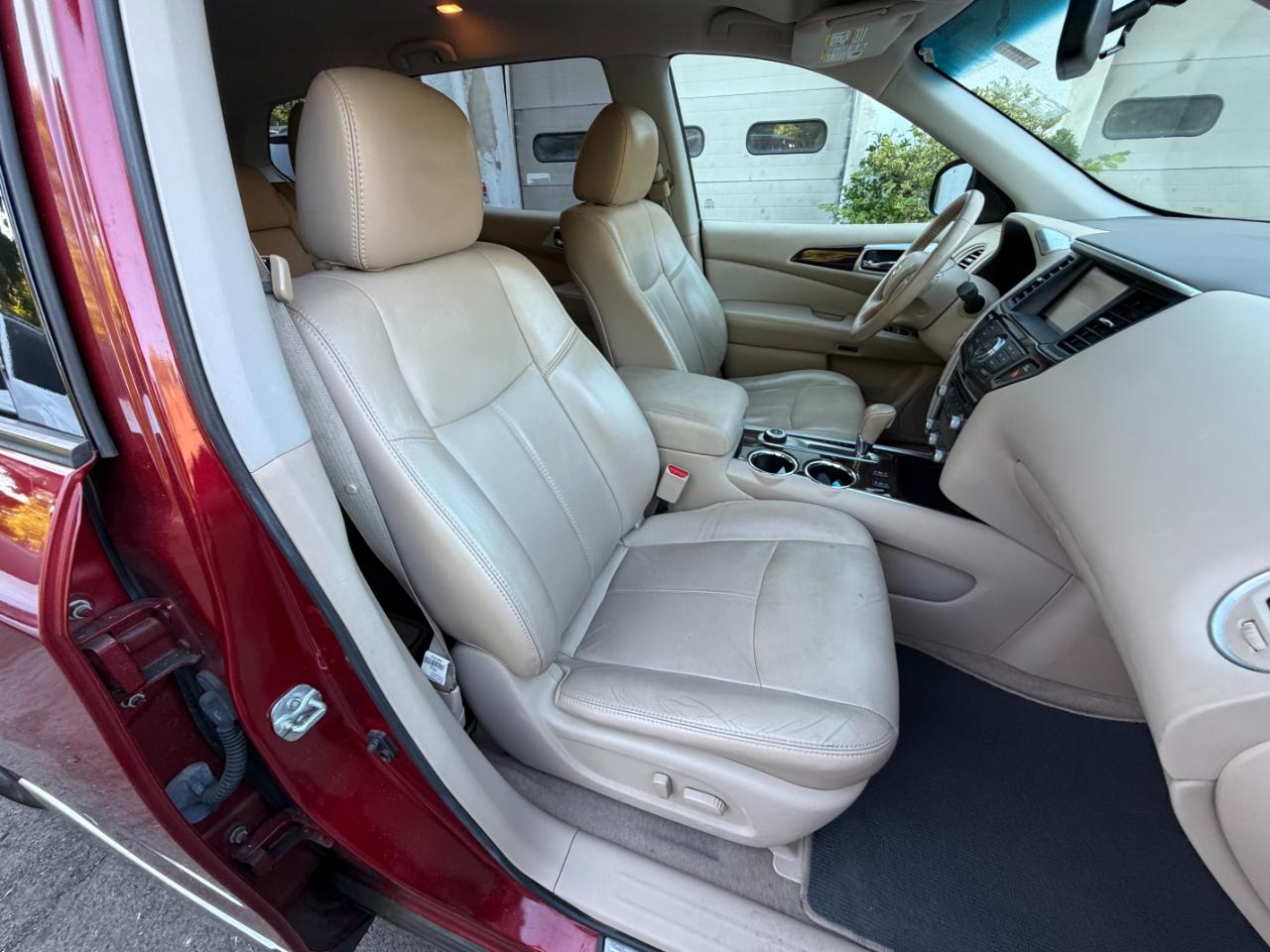 Nissan Pathfinder SL 4WD 2014