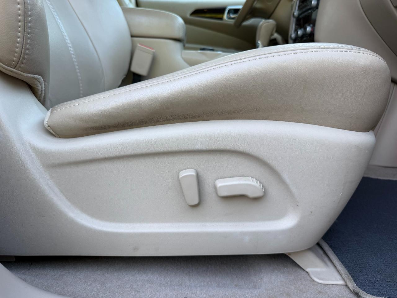 Nissan Pathfinder SL 4WD 2014
