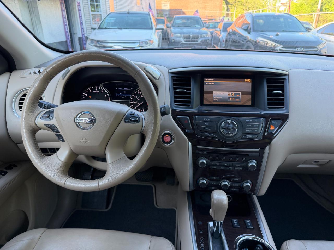 Nissan Pathfinder SL 4WD 2014