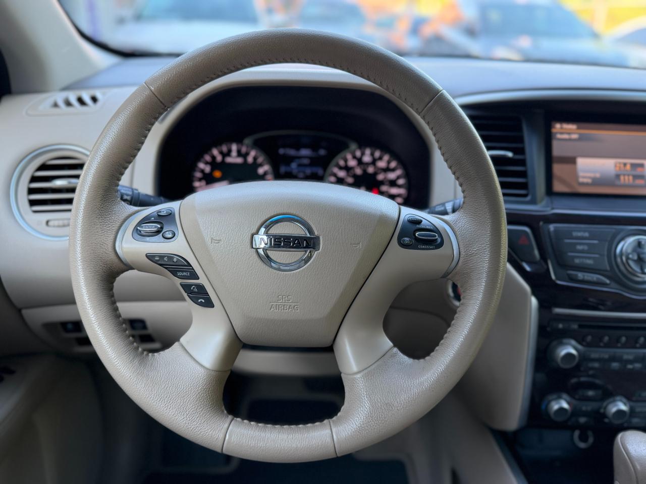 Nissan Pathfinder SL 4WD 2014
