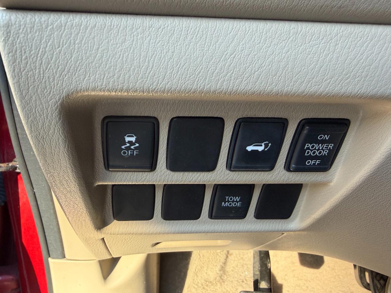 Nissan Pathfinder SL 4WD 2014