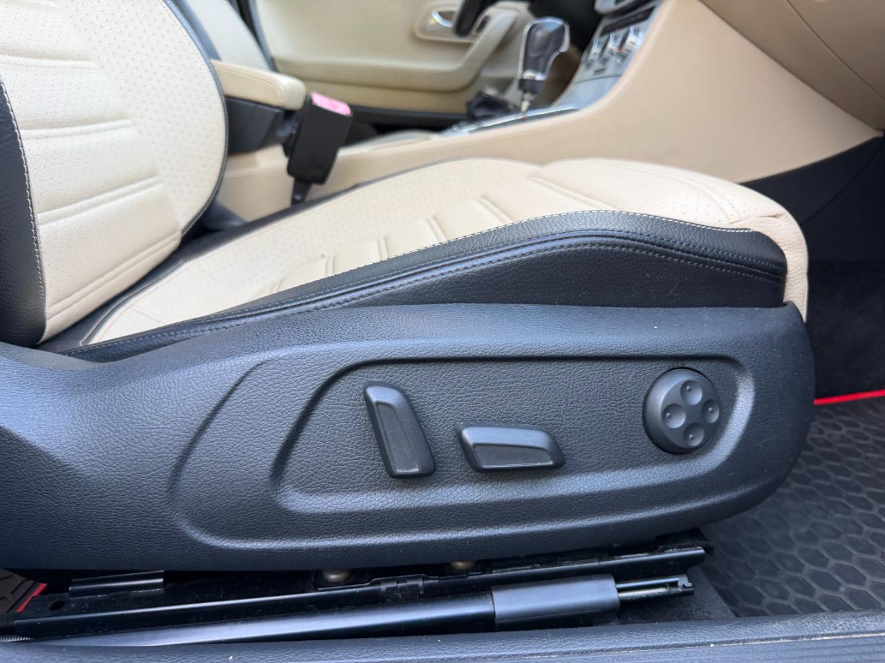 Volkswagen CC  2013