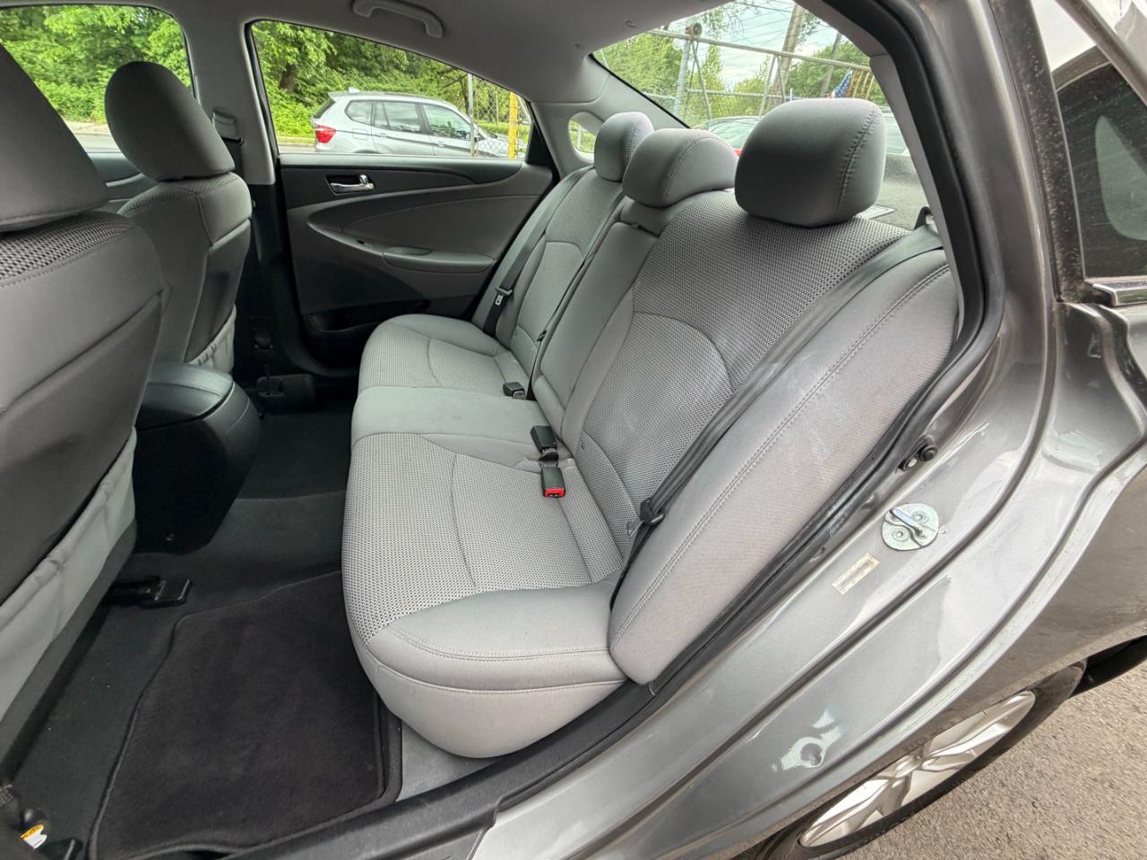Hyundai Sonata GLS Auto 2011