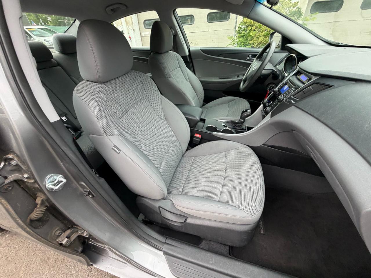 Hyundai Sonata GLS Auto 2011