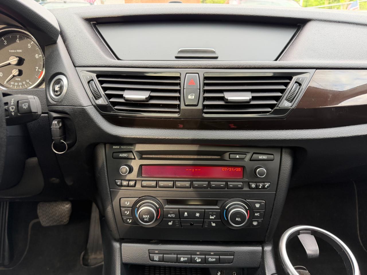 BMW X1 xDrive28i 2013