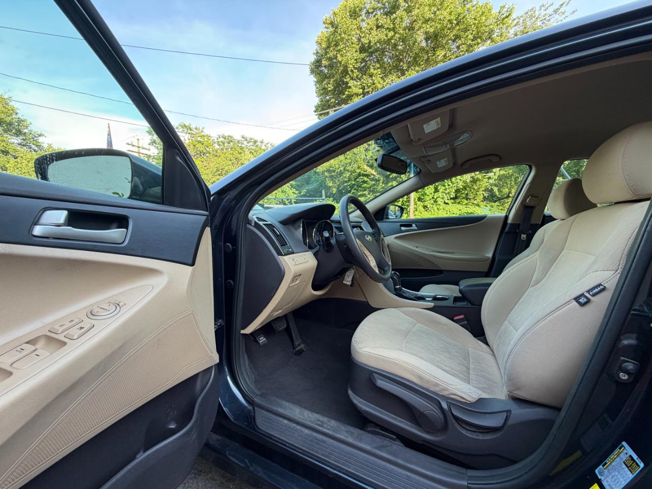 Hyundai Sonata GLS Auto 2011
