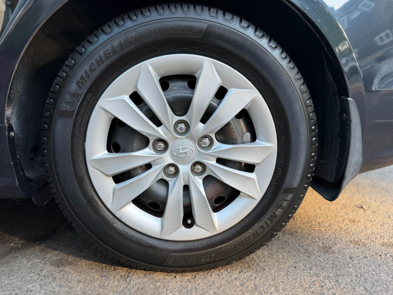 Hyundai Sonata GLS Auto 2011
