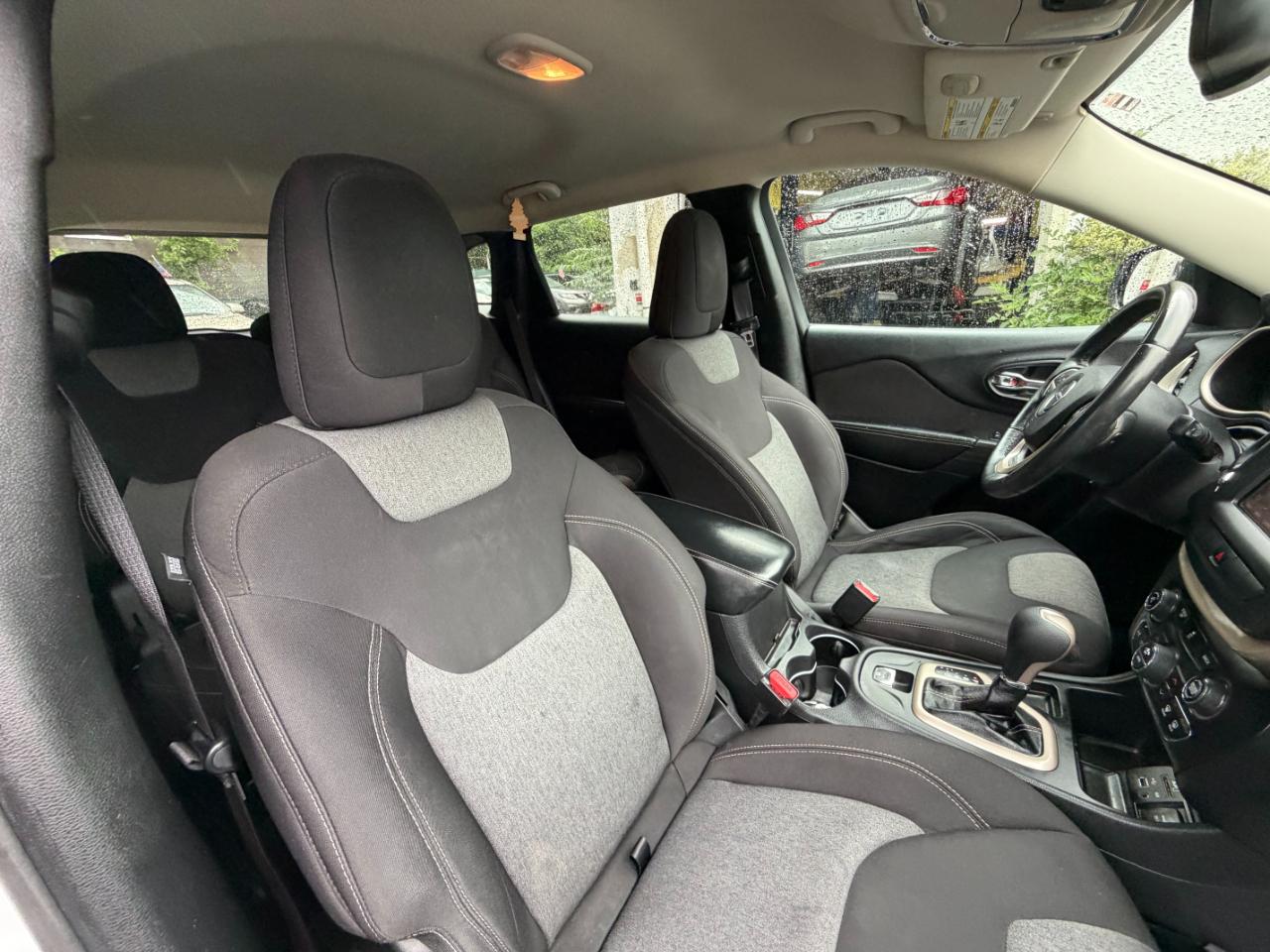 Jeep Cherokee Latitude 2014