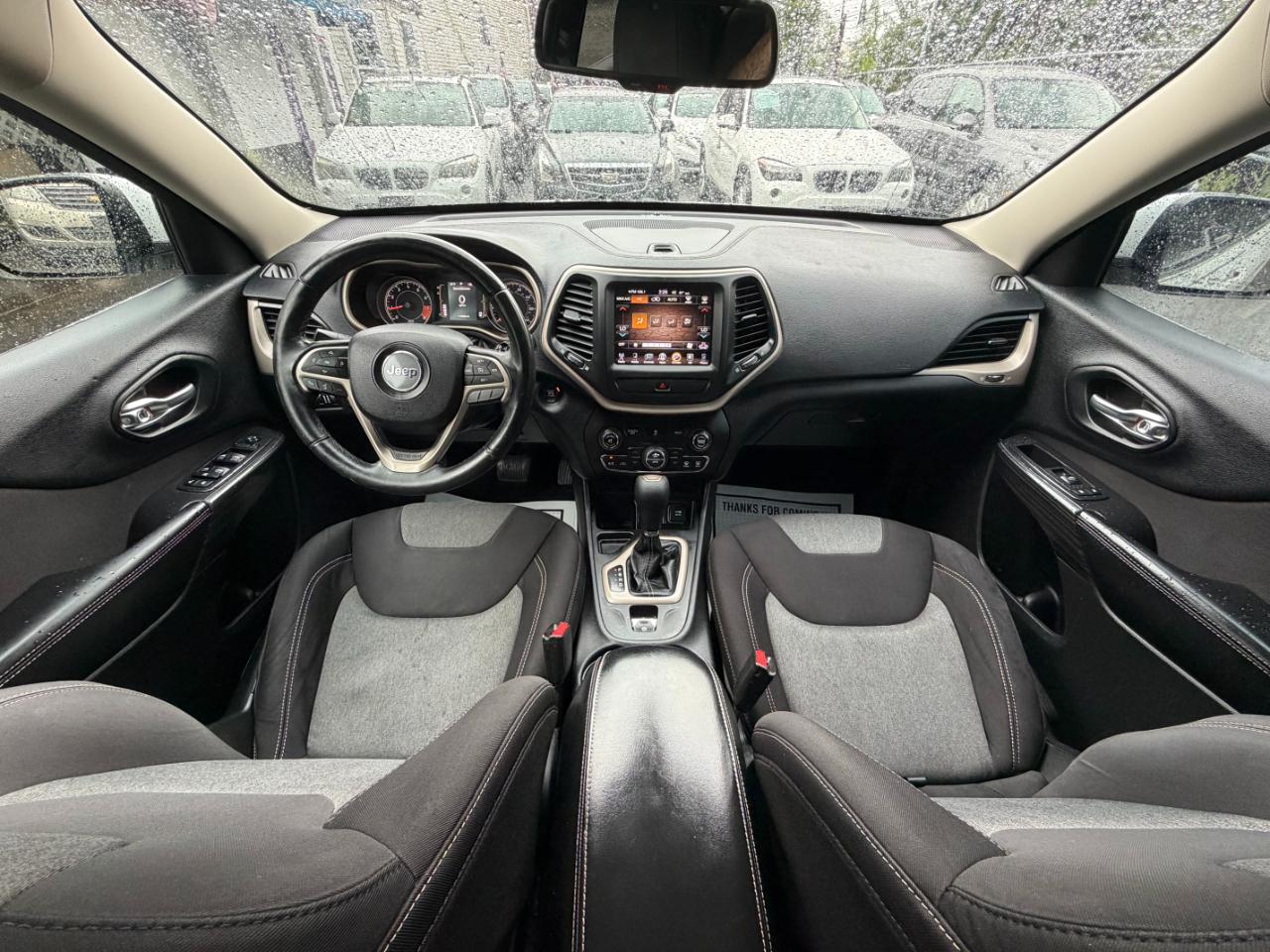 Jeep Cherokee Latitude 2014