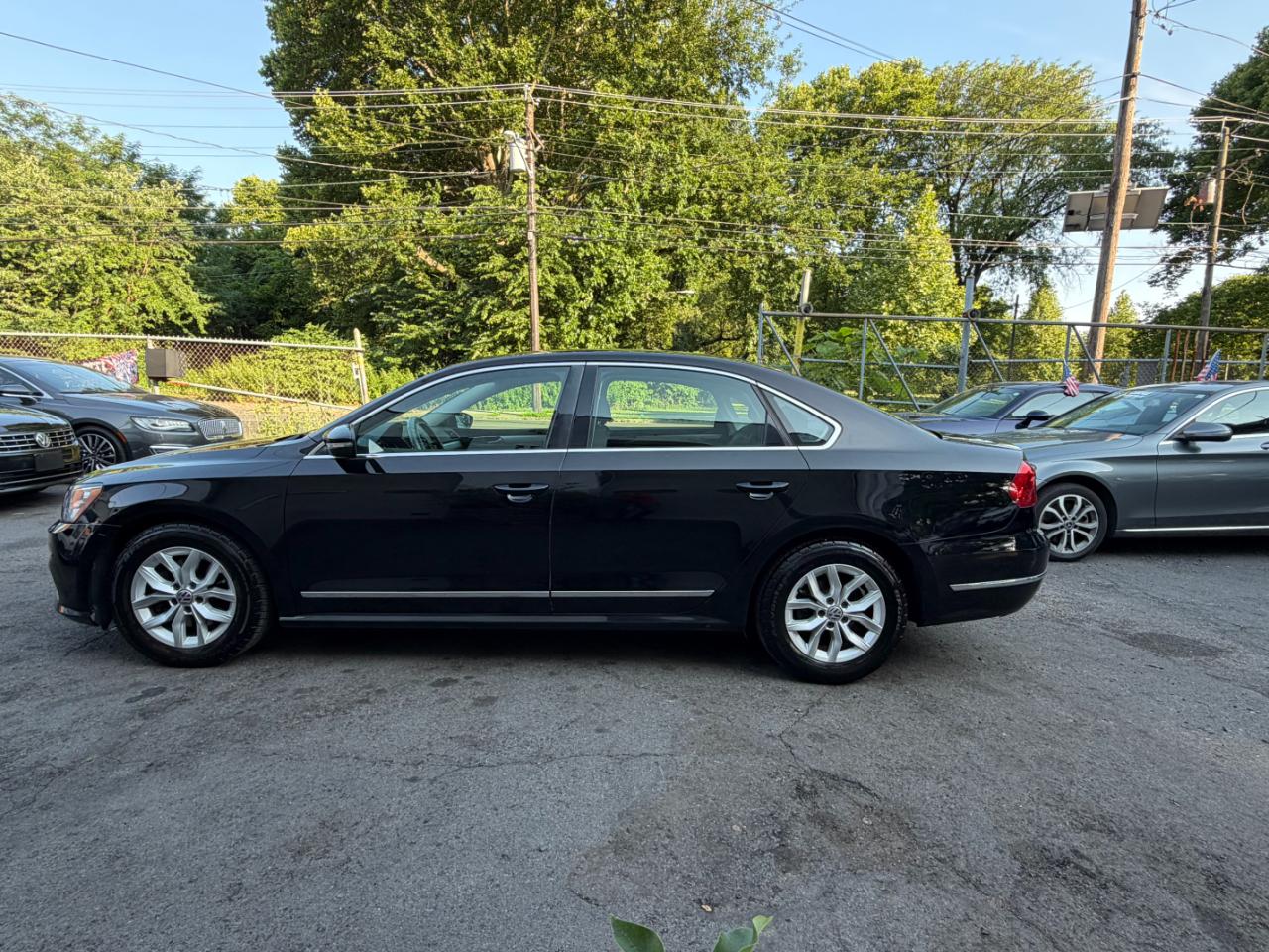Volkswagen Passat S 2016