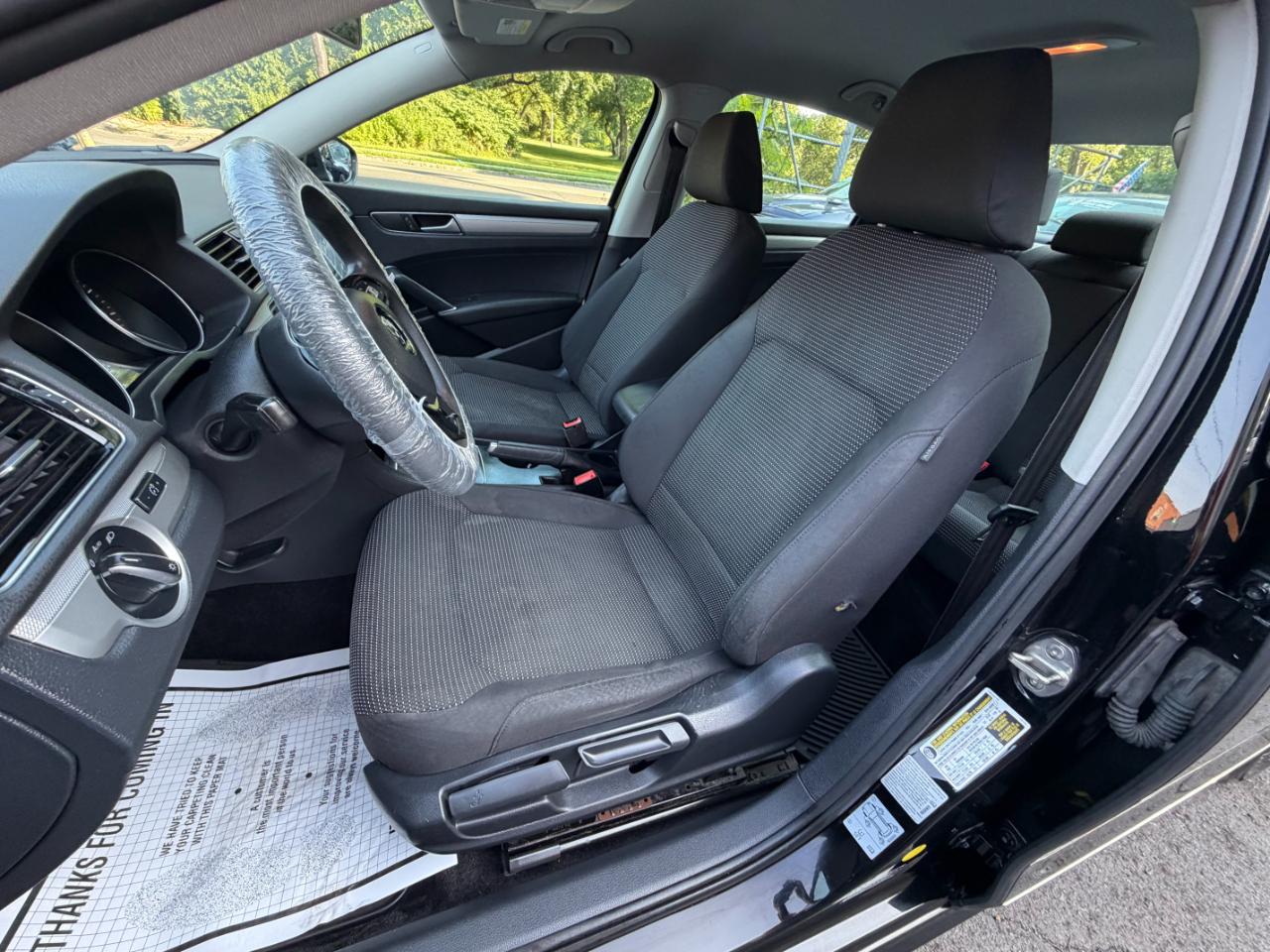 Volkswagen Passat S 2016