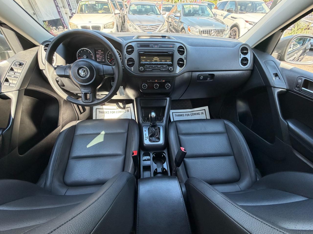 Volkswagen Tiguan S 2012