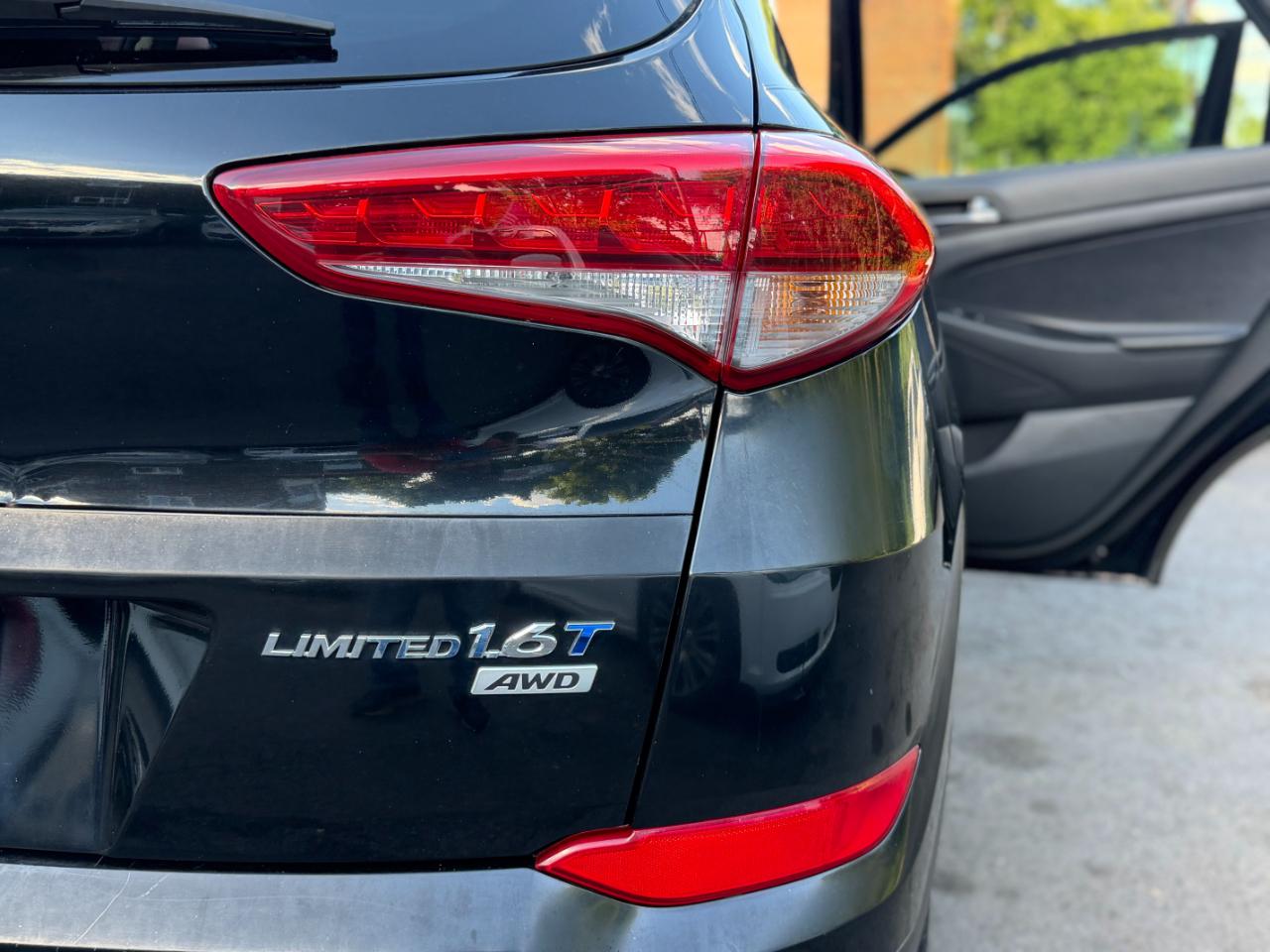 Hyundai Tucson Limited w/Ultimate Package AWD 2016