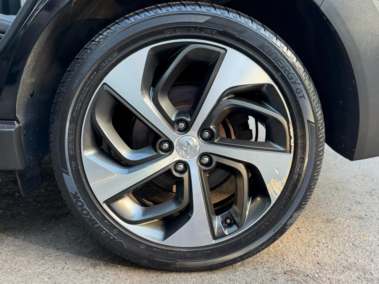 Hyundai Tucson Limited w/Ultimate Package AWD 2016