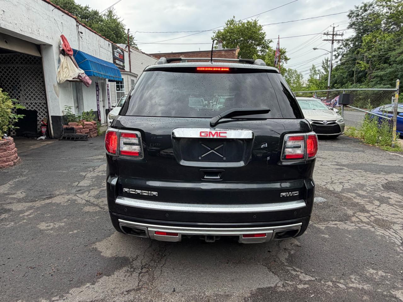 GMC Acadia Denali AWD 2014