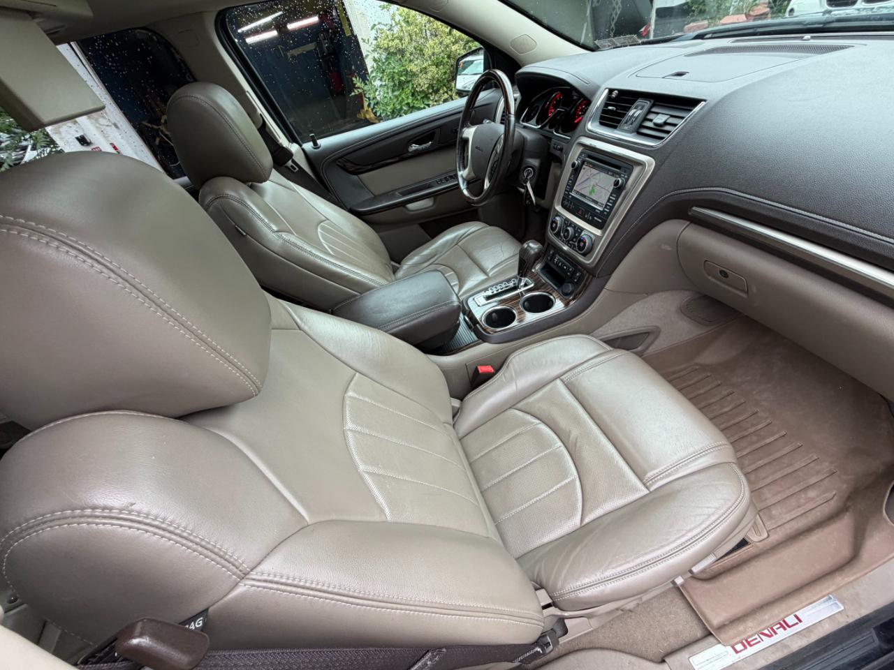 GMC Acadia Denali AWD 2014