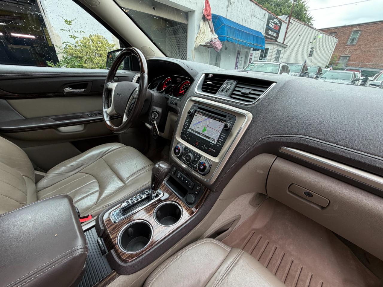 GMC Acadia Denali AWD 2014