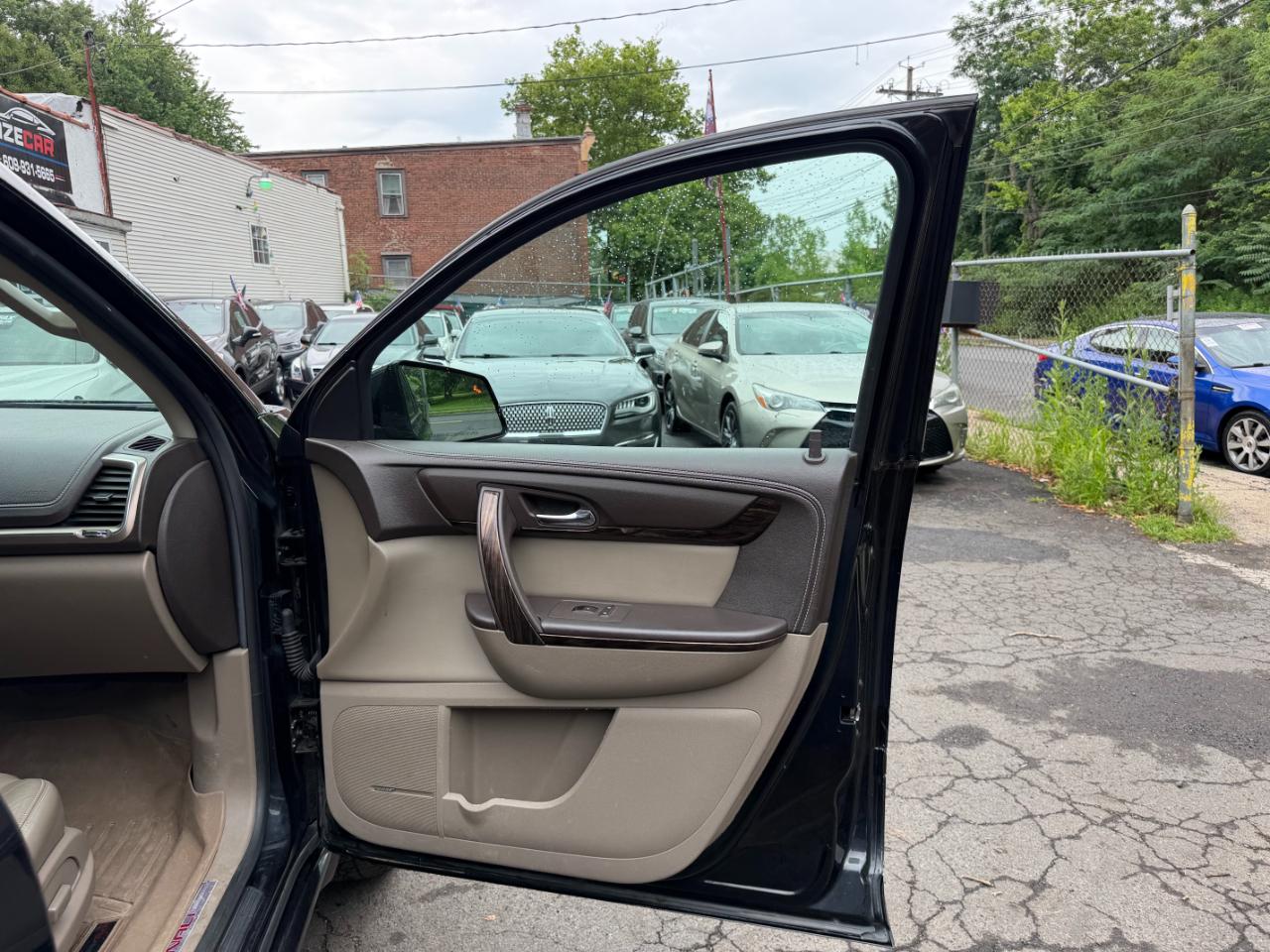 GMC Acadia Denali AWD 2014
