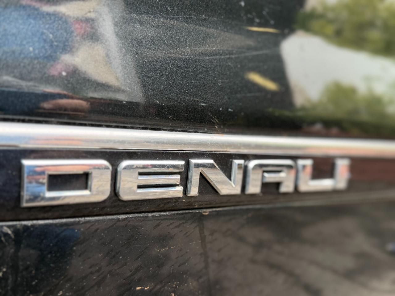 GMC Acadia Denali AWD 2014