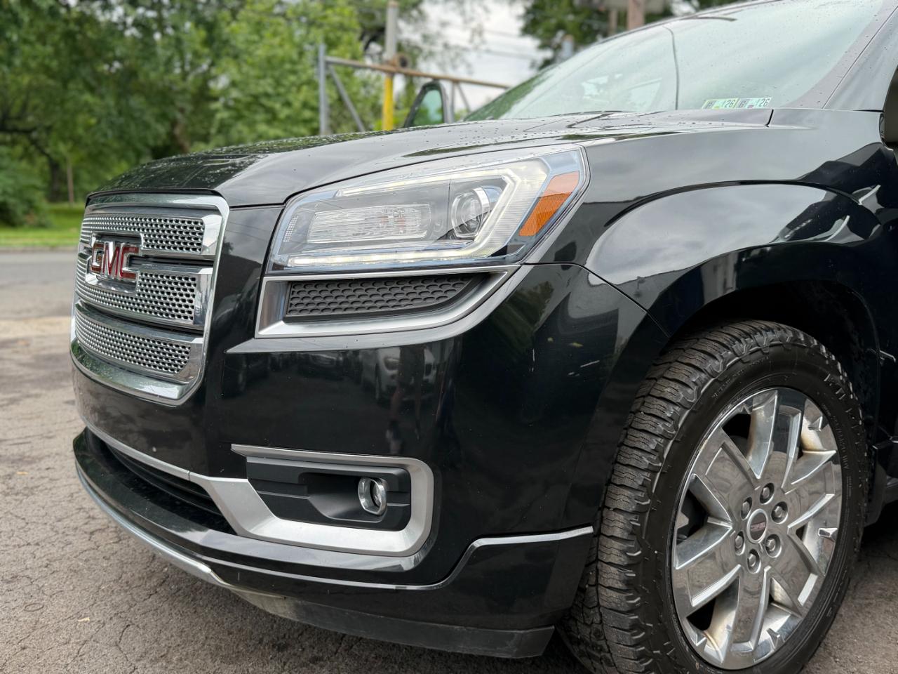 GMC Acadia Denali AWD 2014