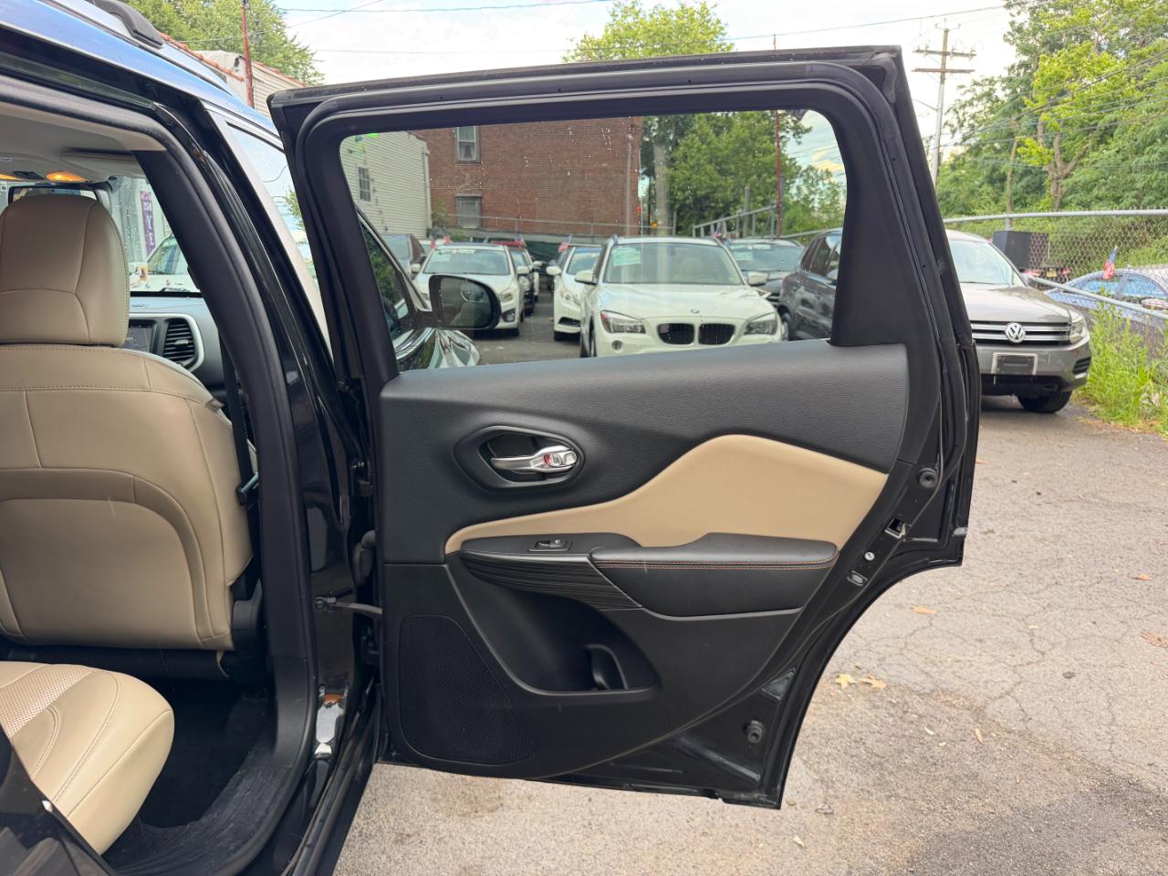 Jeep Cherokee Limited 4WD 2015
