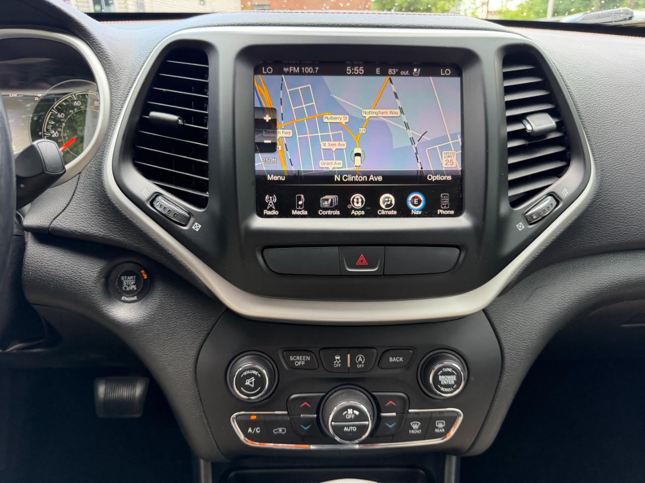 Jeep Cherokee Limited 4WD 2015