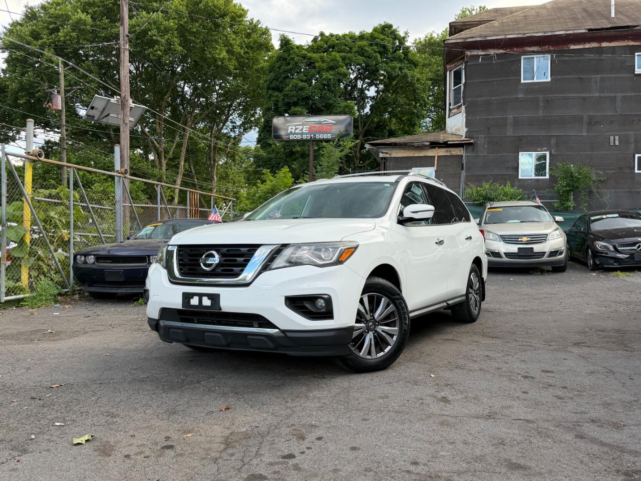Nissan Pathfinder SL 4WD 2017