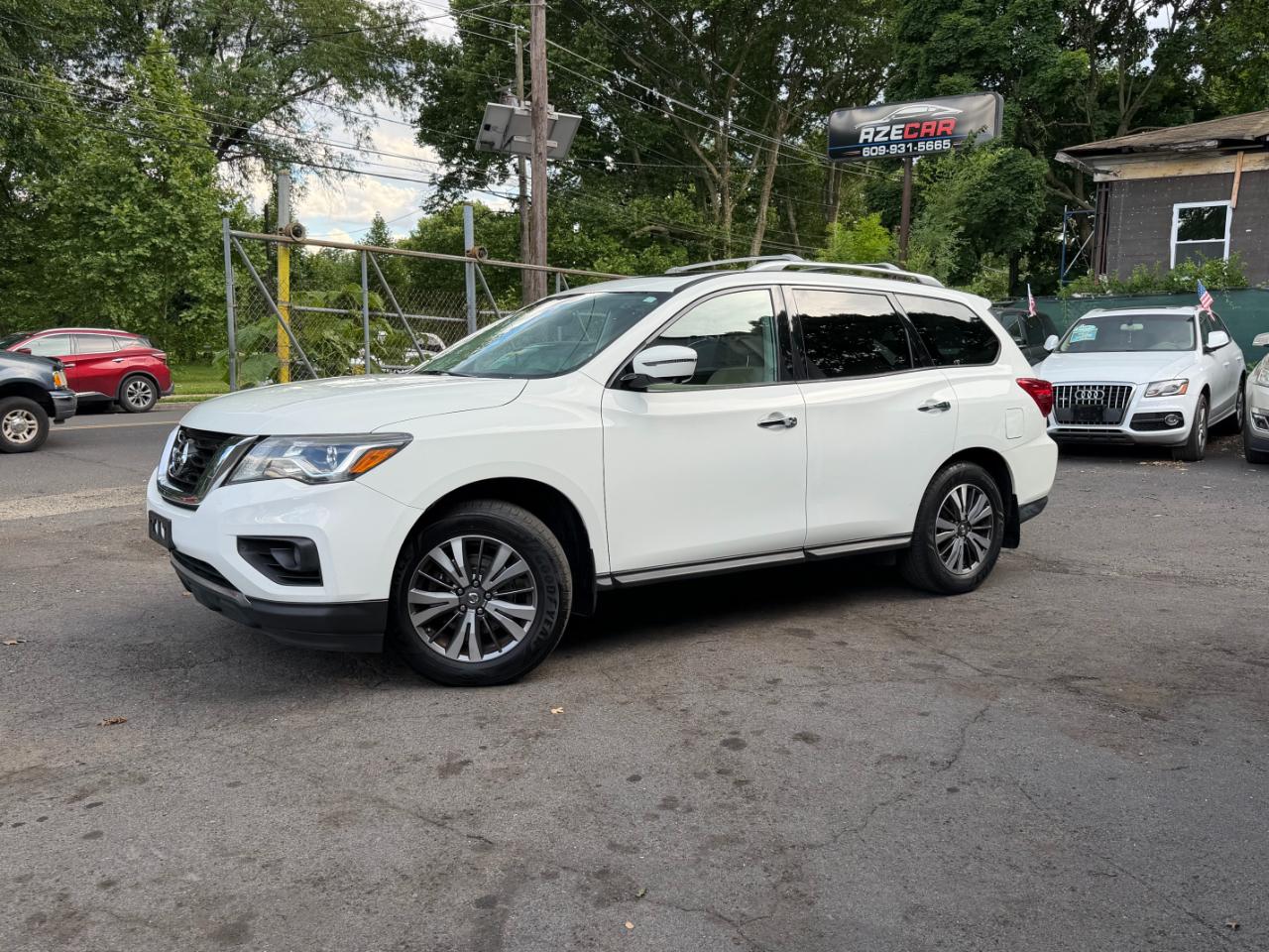 Nissan Pathfinder SL 4WD 2017