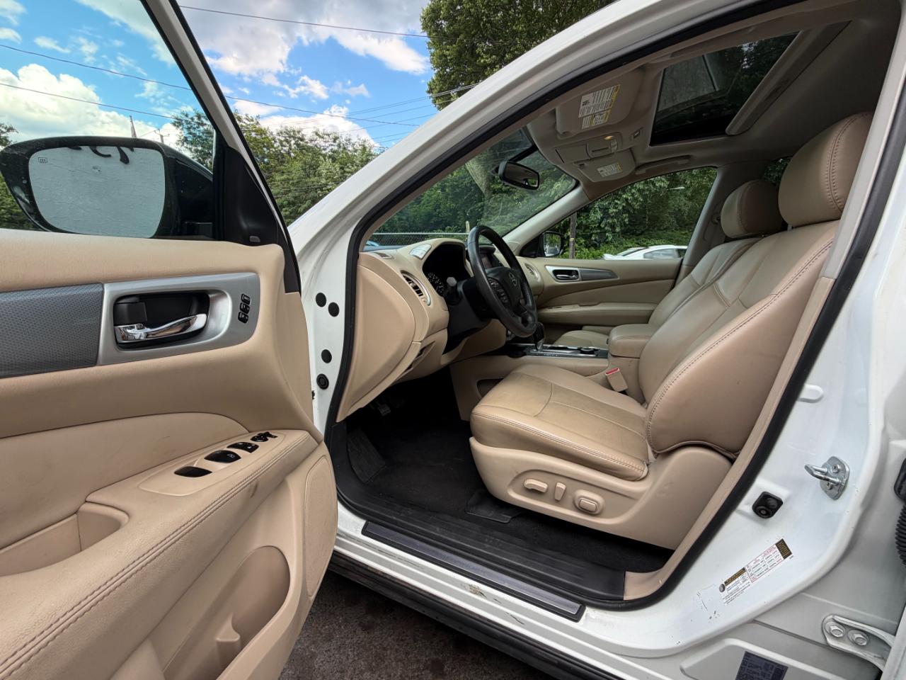 Nissan Pathfinder SL 4WD 2017