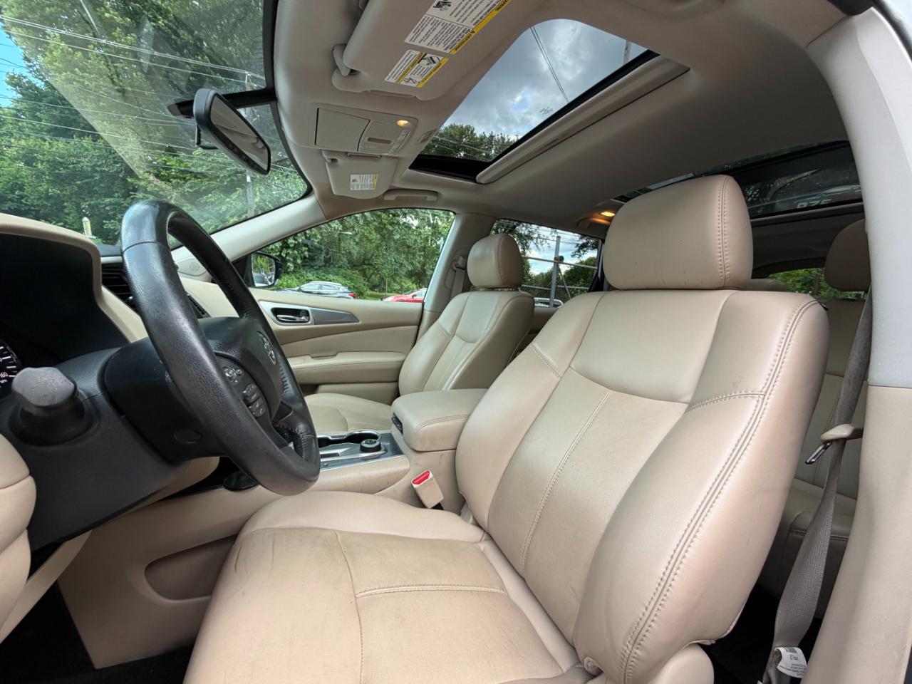Nissan Pathfinder SL 4WD 2017