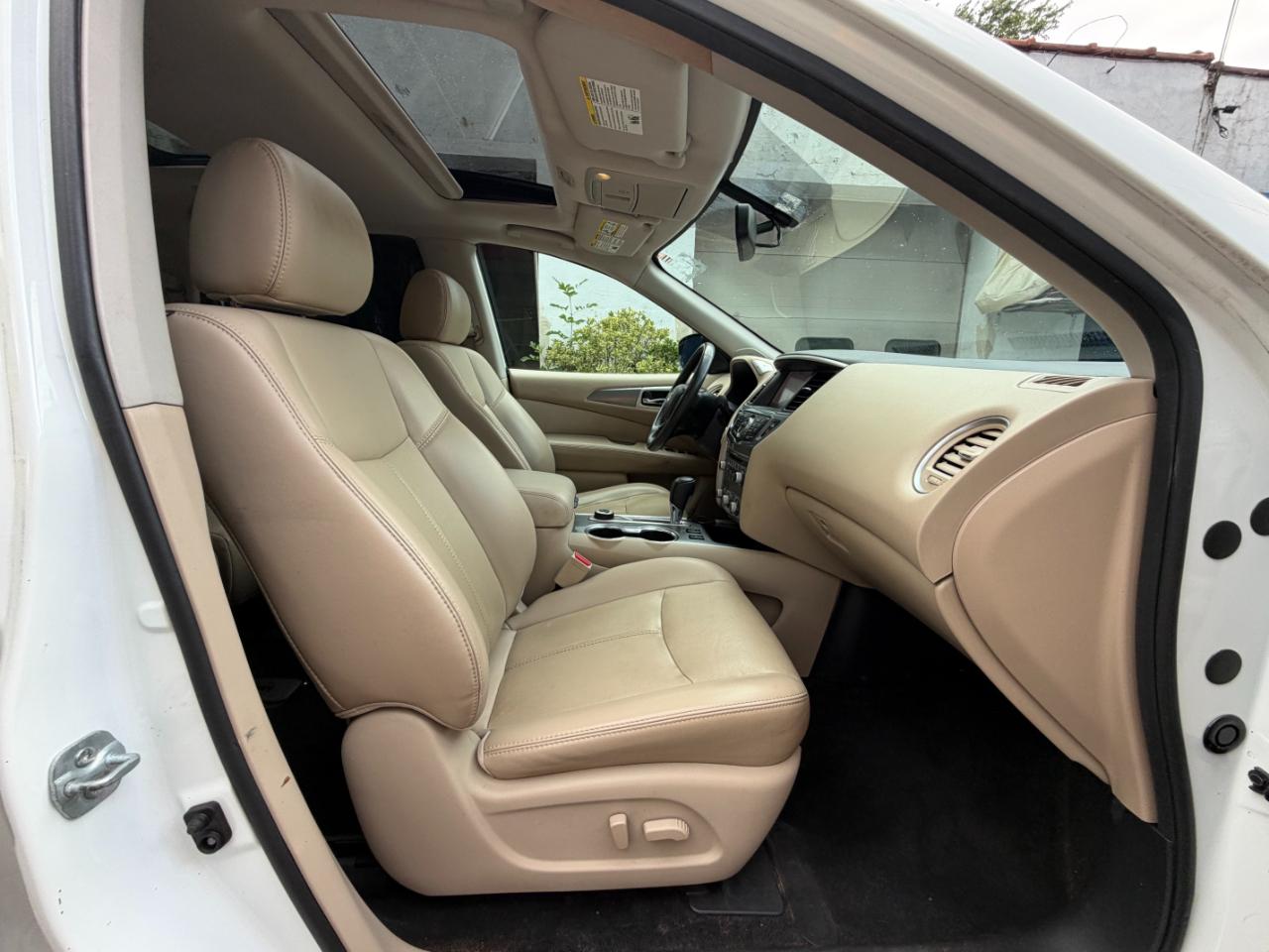 Nissan Pathfinder SL 4WD 2017