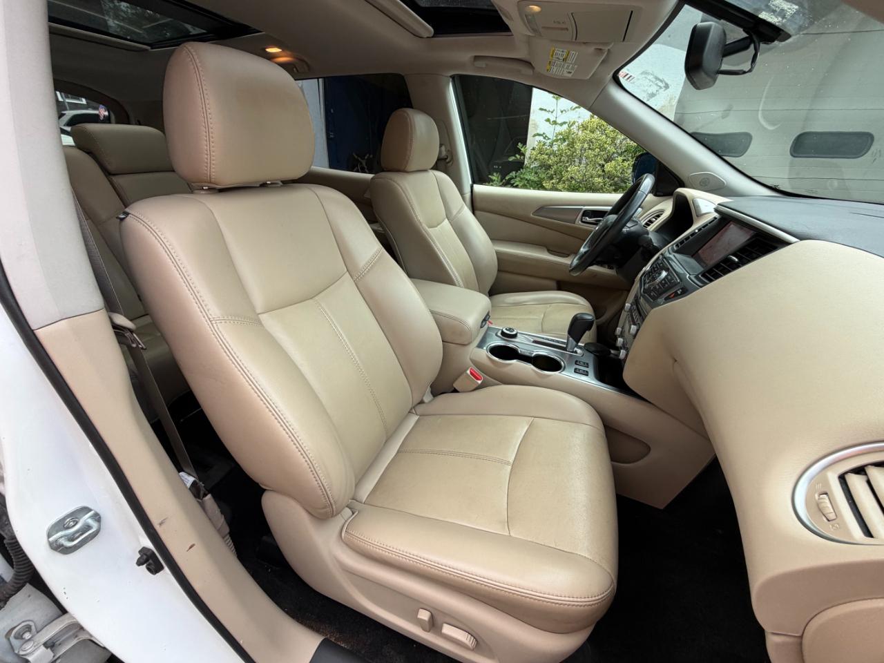 Nissan Pathfinder SL 4WD 2017