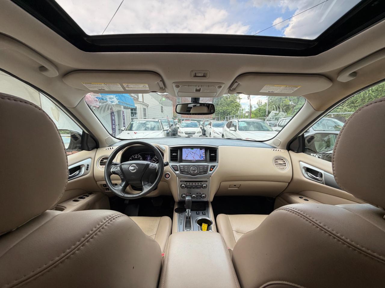 Nissan Pathfinder SL 4WD 2017
