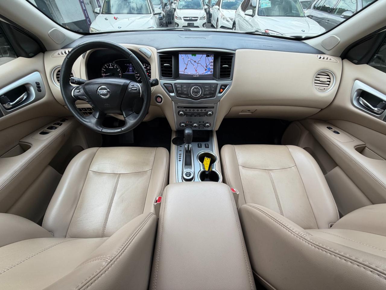 Nissan Pathfinder SL 4WD 2017