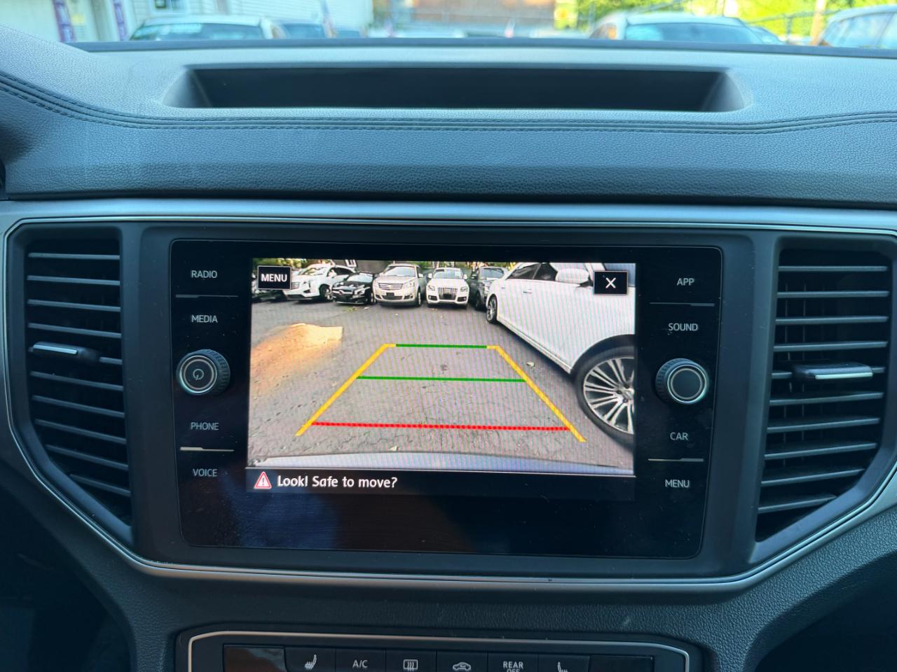 Volkswagen Atlas V6 SE 2018